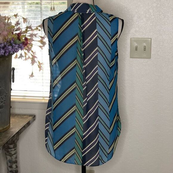 CAbi Ascot Sheer Sleeveless Top - Picture 9 of 16